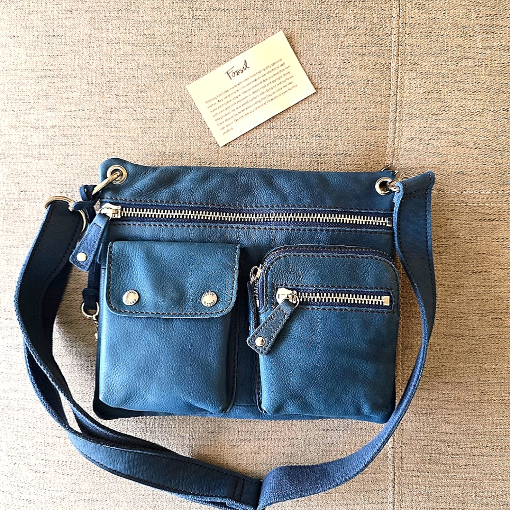 Fossil Sutton Pebbled Leather Blue Crossbody NWOT - Picture 8 of 9